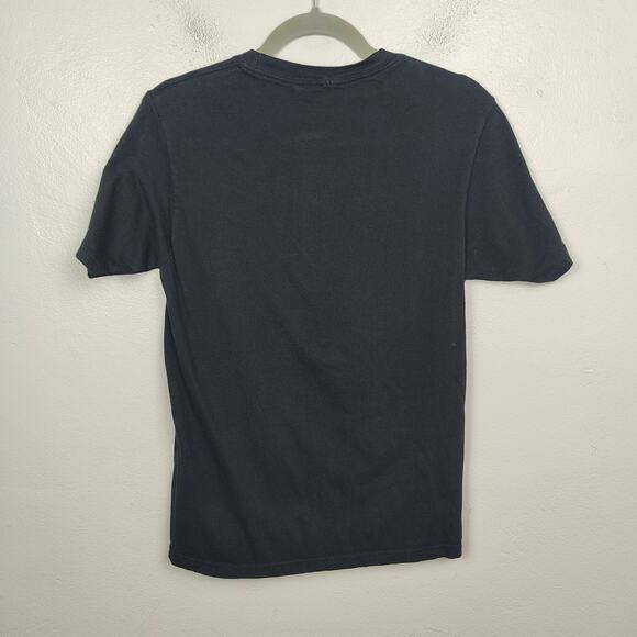 Attack on Titan Captain Levi T-Shirt Size Small Black Season 3 Graphic Tee Anime - Picture 3 of 5